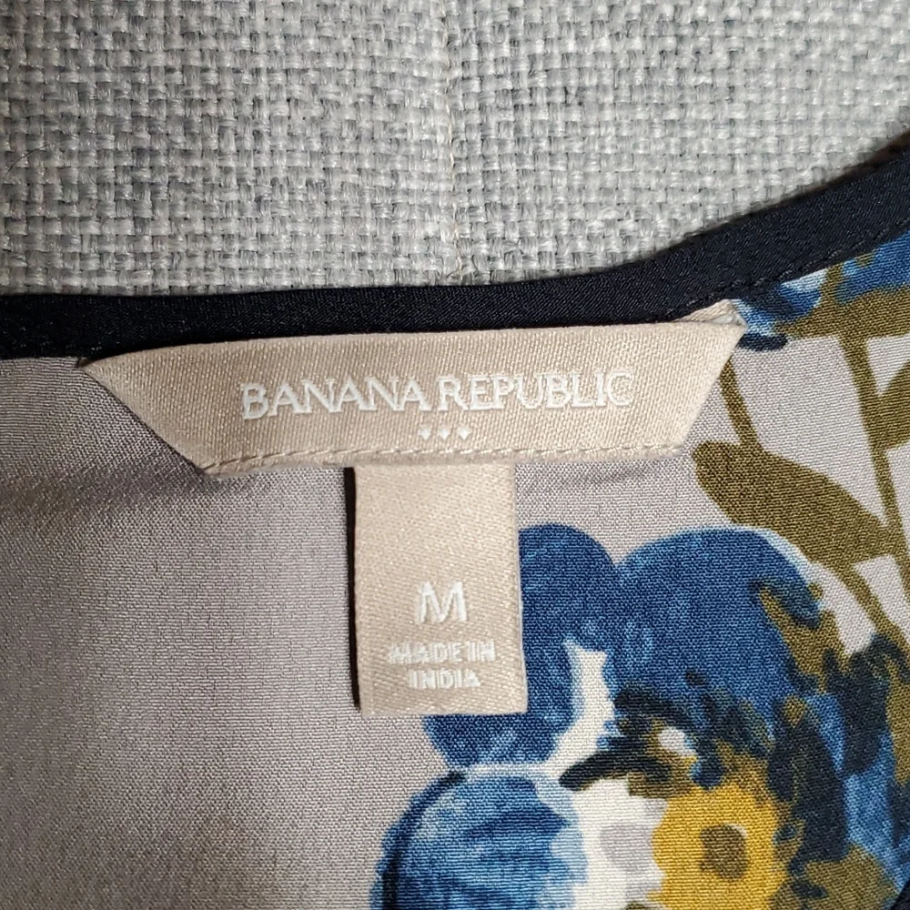 Ladies top - Picture 4 of 6